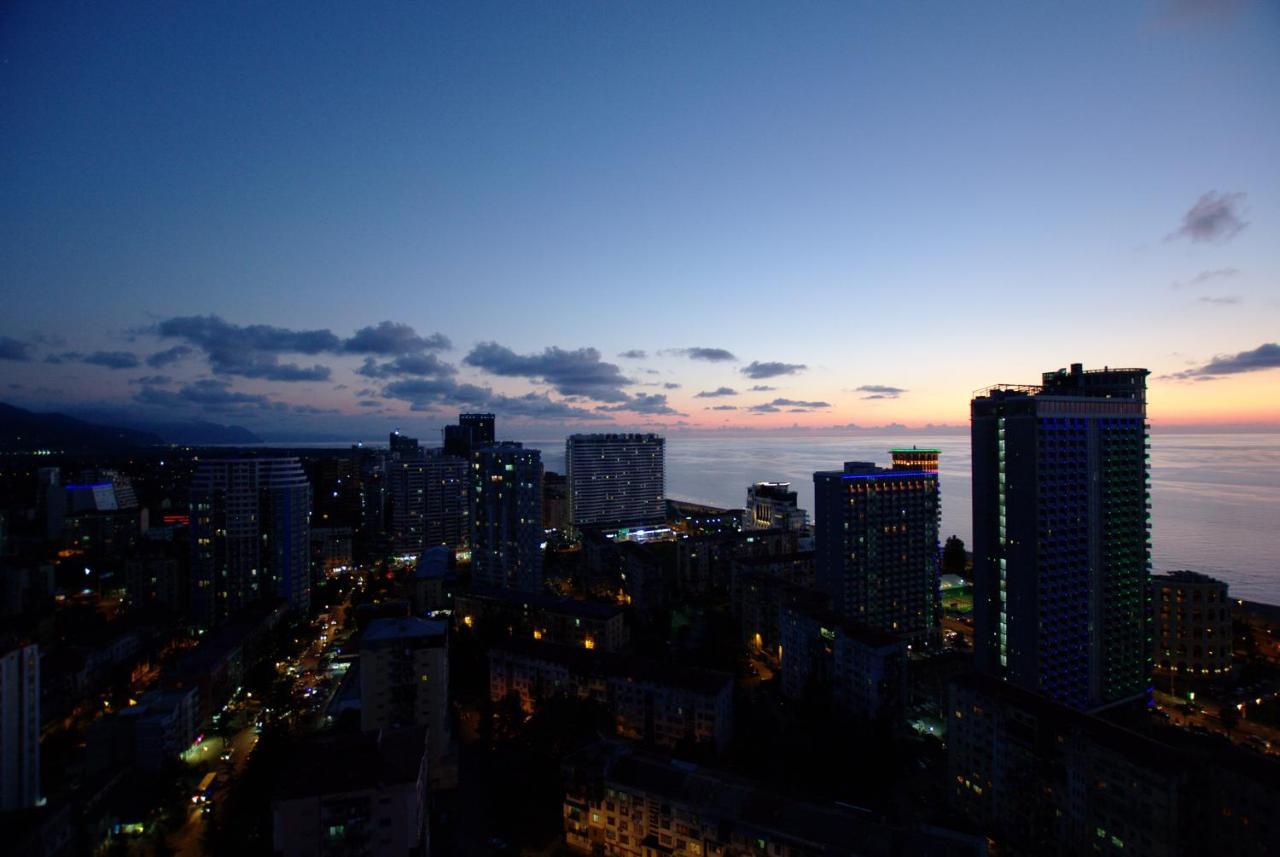 Banana Apartments Batumi Eksteriør bilde